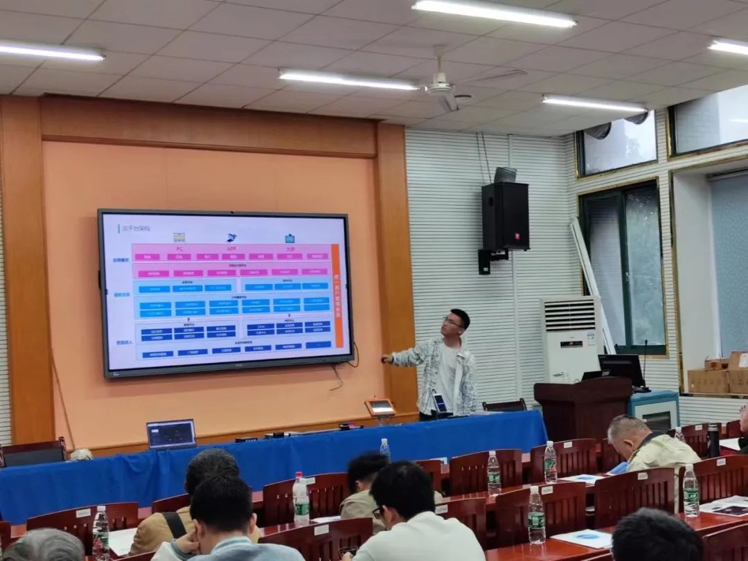 普創(chuàng)云平臺事業(yè)部高級工程師李文濤 普創(chuàng)云平臺事業(yè)部高級工程師李文濤